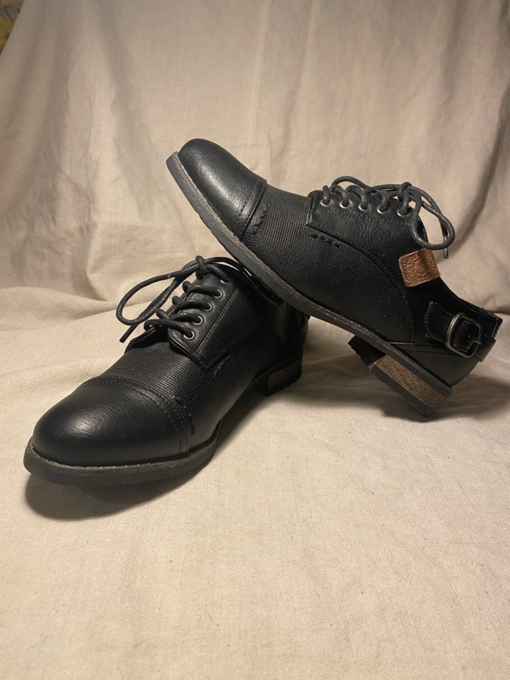 B 52 by BULLBOXER Cady Men's Black Lace-Up Derby Oxfords